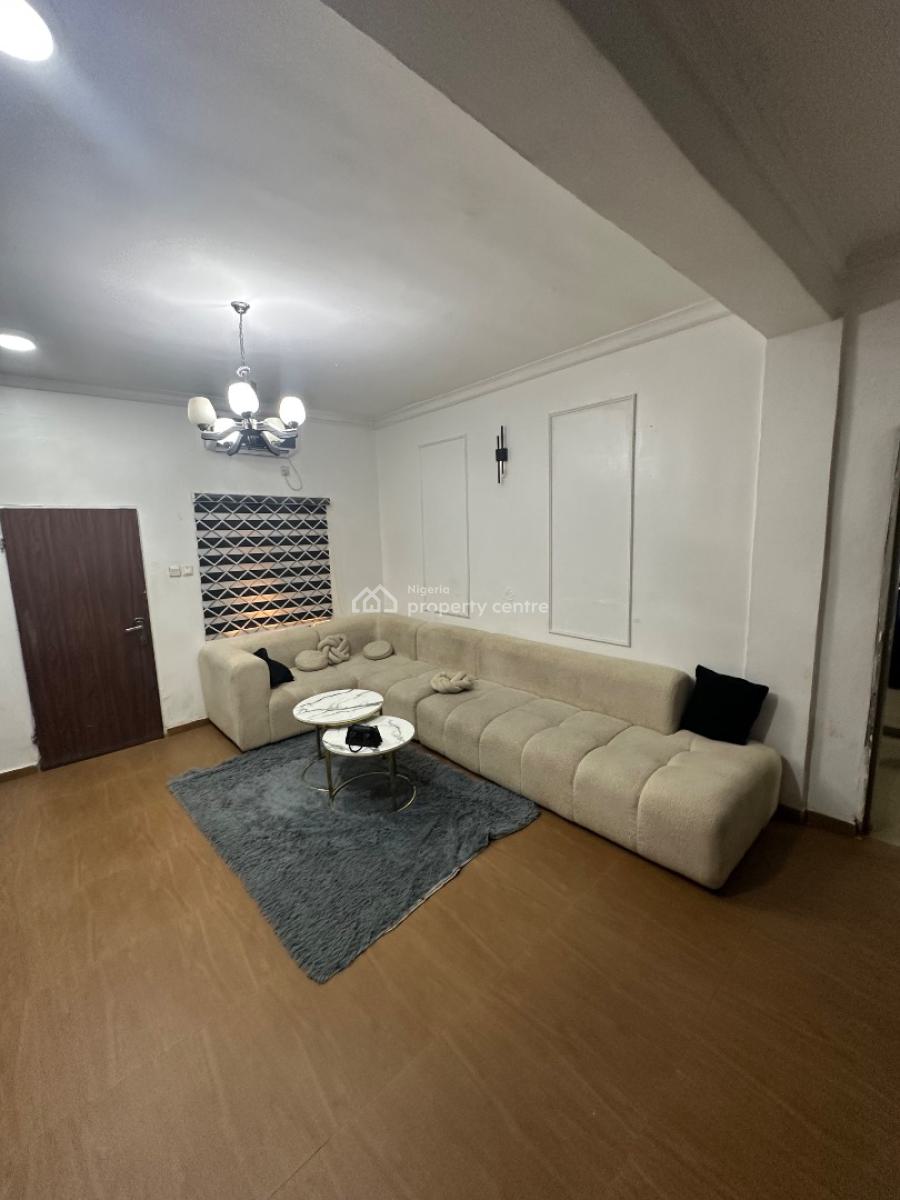 Two Bedroom Apartment in a Decent Neighborhood, 5th Avenue Gwarinpa, Gwarinpa, Abuja, Flat / Apartment for Rent