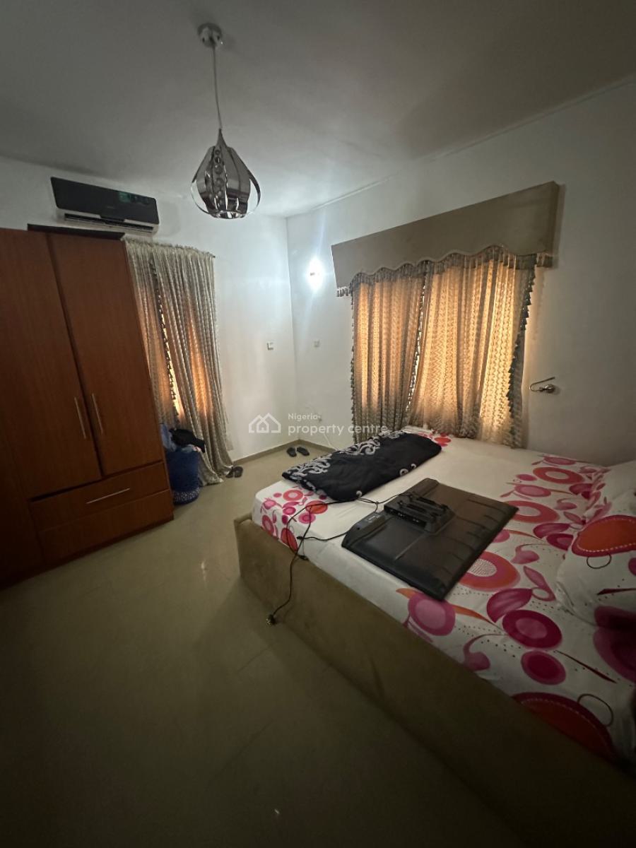 Two Bedroom Apartment in a Decent Neighborhood, 5th Avenue Gwarinpa, Gwarinpa, Abuja, Flat / Apartment for Rent