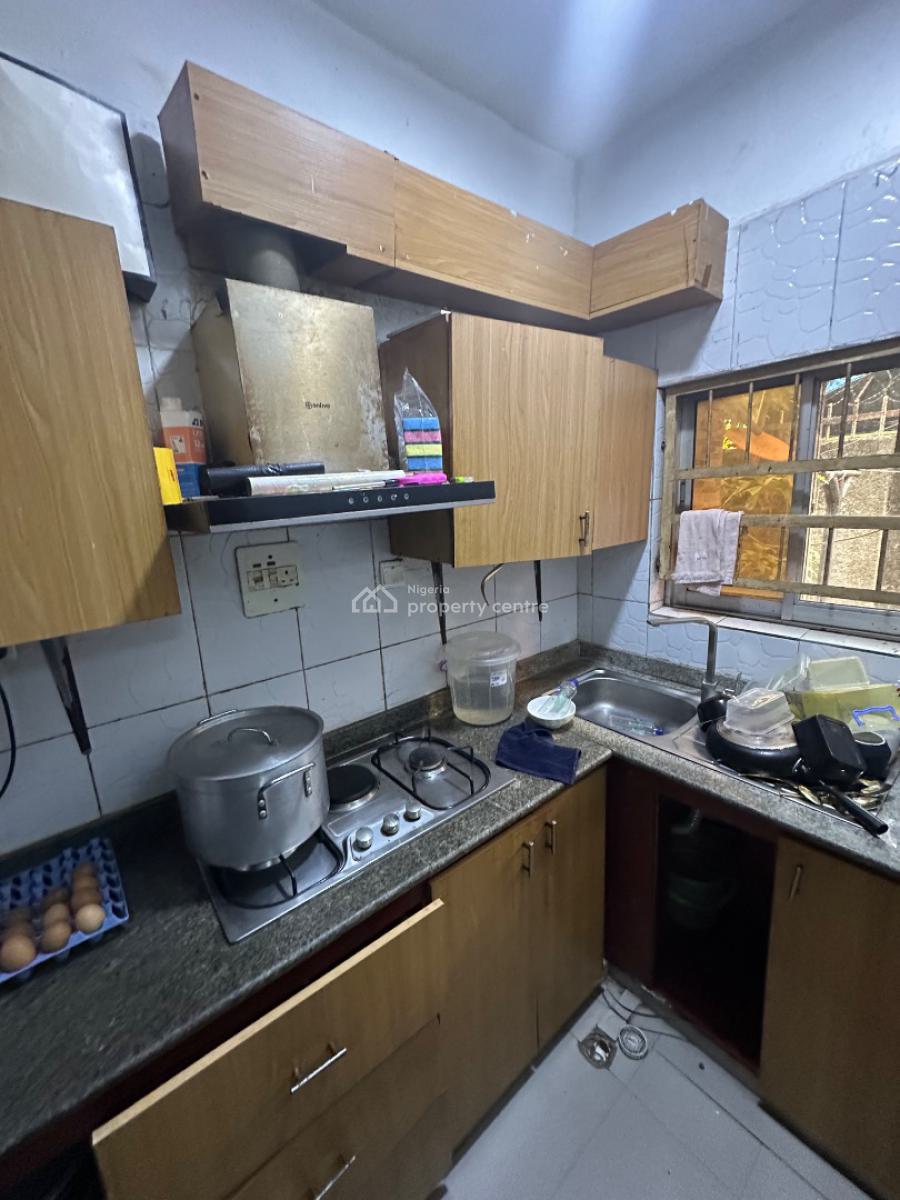 Two Bedroom Apartment in a Decent Neighborhood, 5th Avenue Gwarinpa, Gwarinpa, Abuja, Flat / Apartment for Rent