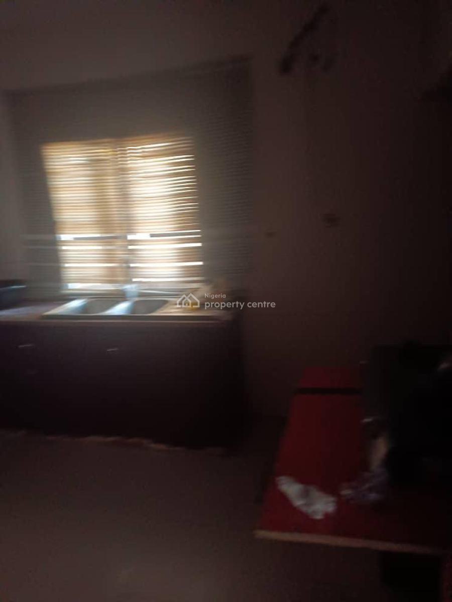 a Room Shared Apartment in Ologolo By Spg, Spg Road Precisely, Ologolo, Lekki, Lagos, Self Contain (single Rooms) for Rent