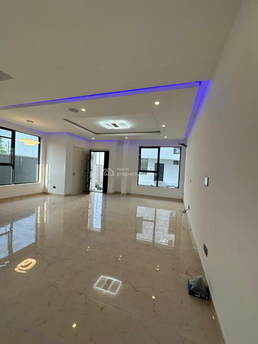 Exquisitely Finished Serviced 5 Bedroom Semi-detached House with Bq, Lekki Phase 1, Lekki, Lagos, Semi-detached Duplex for Sale