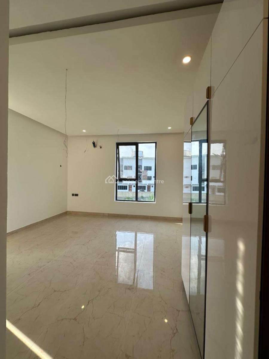 Exquisitely Finished Serviced 5 Bedroom Semi-detached House with Bq, Lekki Phase 1, Lekki, Lagos, Semi-detached Duplex for Sale