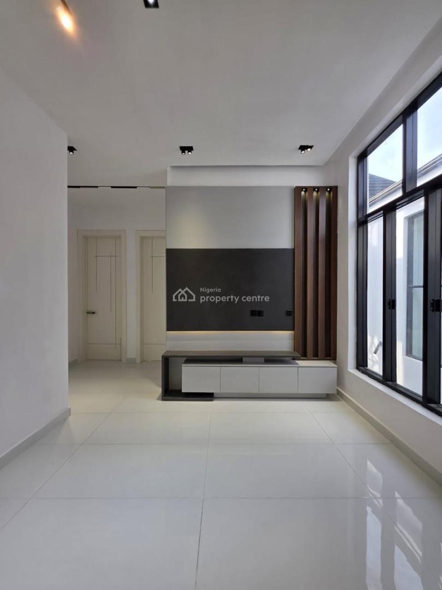 Exquisitely Detailed 5 Bedroom Fully Detached with Private Pool, Chevron, Lekki, Lagos, Detached Duplex for Sale
