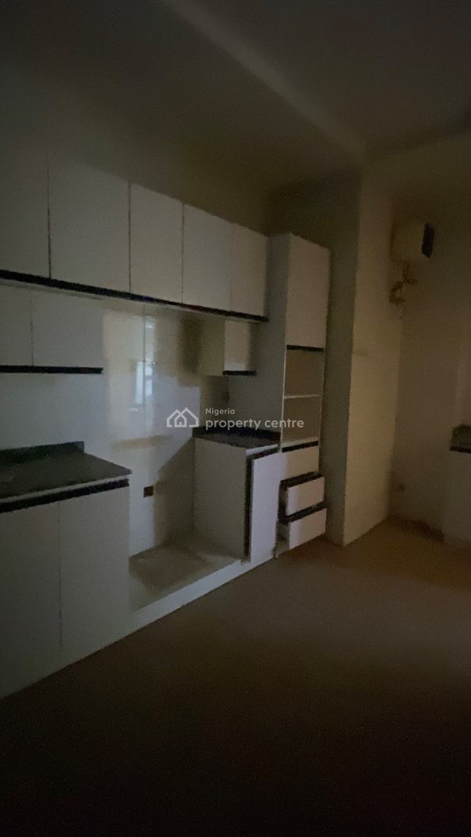 Neatly Built 3 Bedroom Flat  Jahi, Jahi, Jahi, Abuja, Block of Flats for Sale