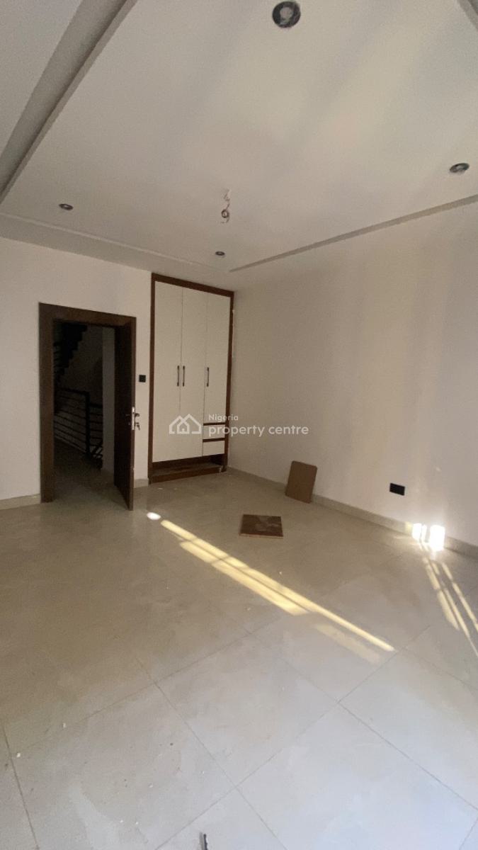 Newly Built 4 Bedroom Terrace Duplex + Bq  Jahi, Jahi, Jahi, Abuja, Terraced Duplex for Sale