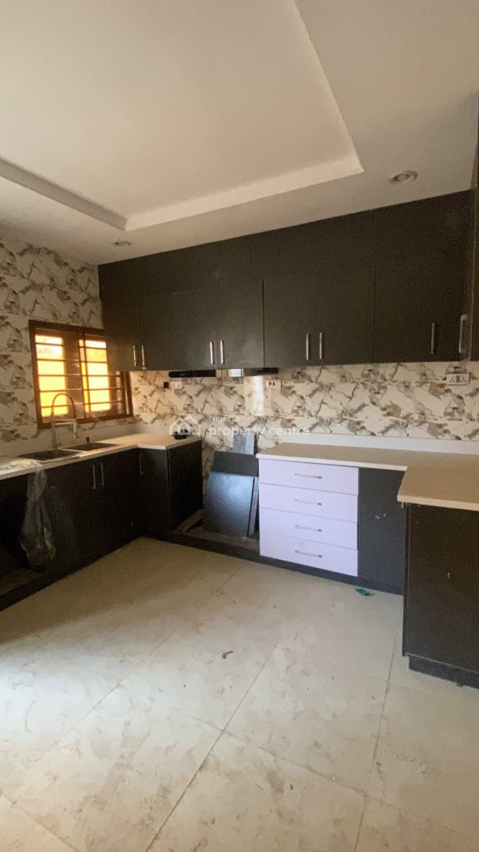 Neatly Built 4 Bedroom Terrace Duplex + Bq  Jahi, Jahi, Jahi, Abuja, Terraced Duplex for Rent