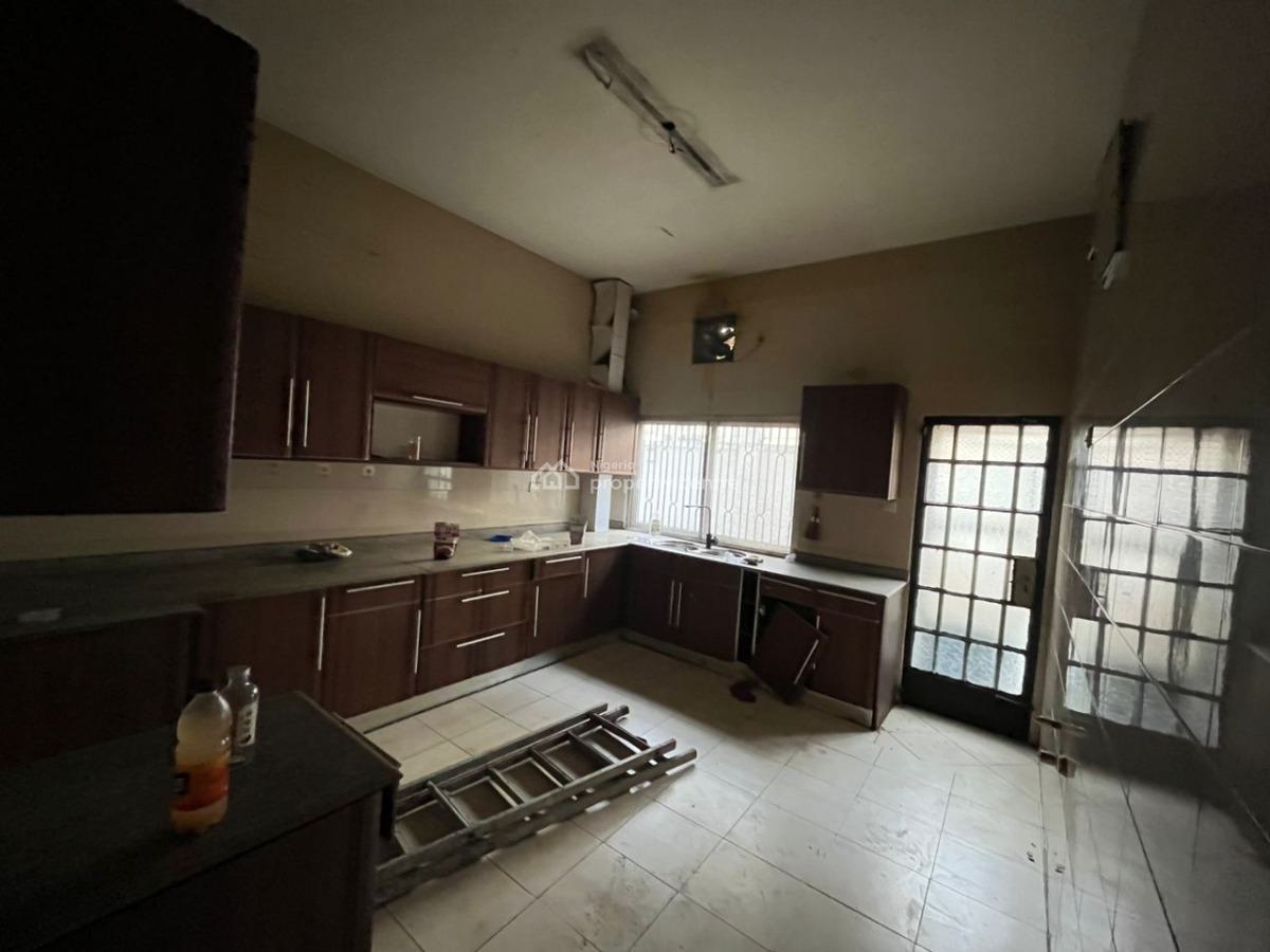 4 Bedrooms Semi Detached Duplex, Off Toyin, Ikeja, Lagos, Semi-detached Duplex for Rent