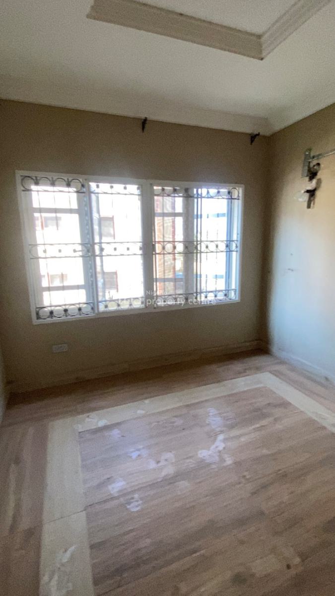Neatly Built 3 Bedroom Flat + Bq, Mabushi, Abuja, Flat / Apartment for Rent