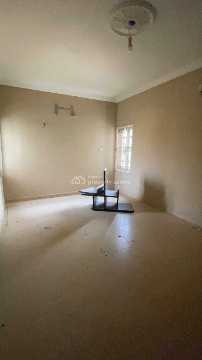 Neatly Built 3 Bedroom Flat + Bq, Mabushi, Abuja, Flat / Apartment for Rent