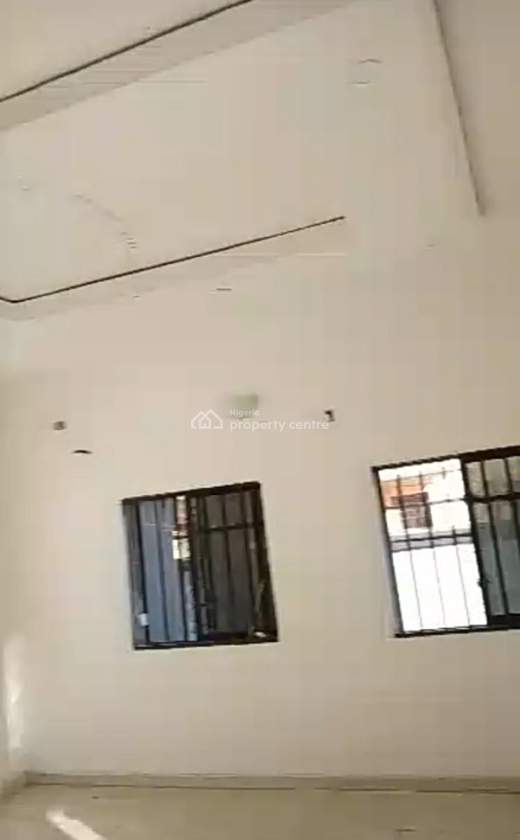 Large and Spacious 2 Bedroom Apartment {video Available}, Thomas Estate, Ajah, Lagos, Flat / Apartment for Rent