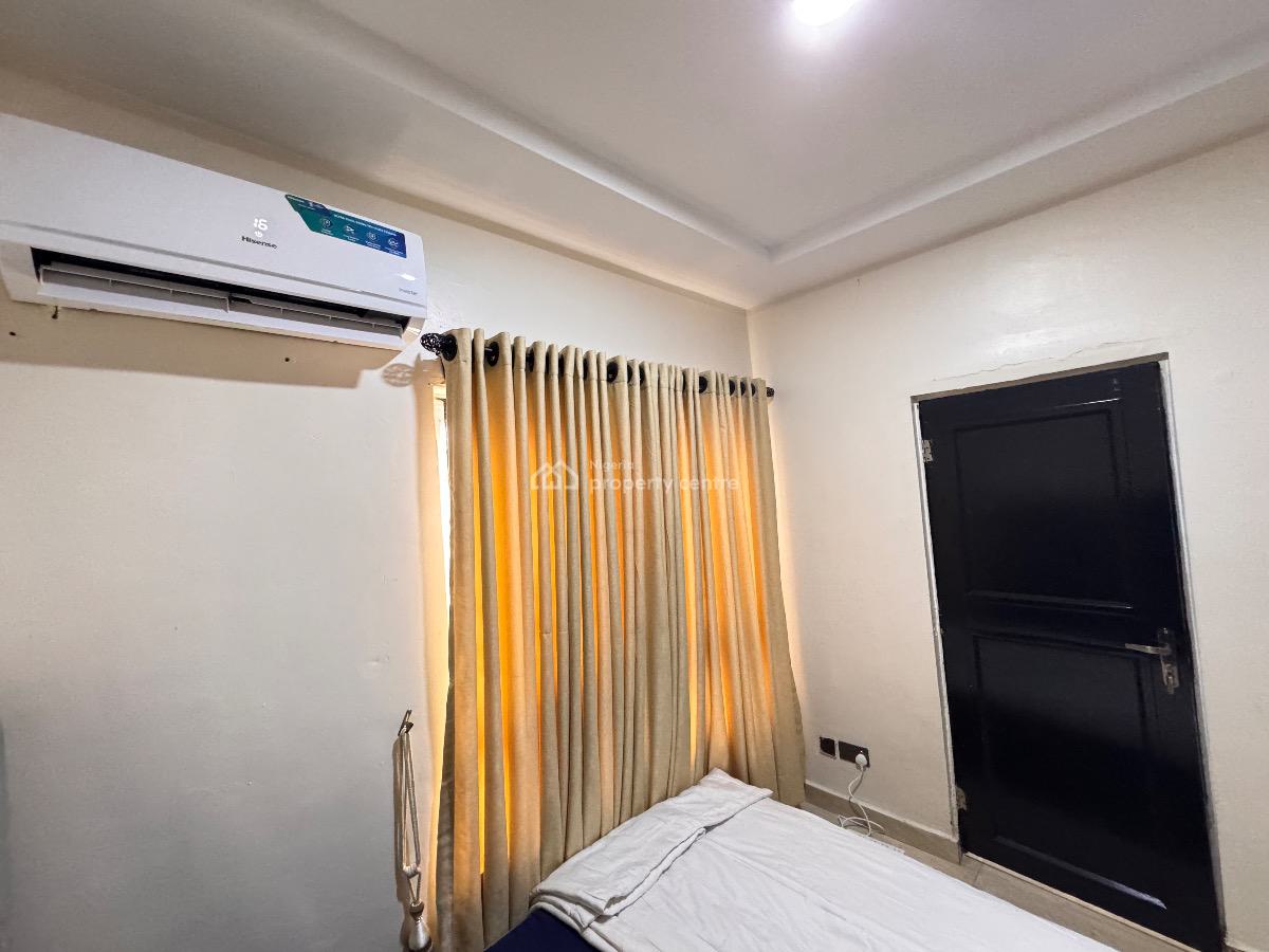 Luxuriously Serviced & Furnished One Bedroom W/ Swimming Pool and Gym, Osapa London, Osapa, Lekki, Lagos, Mini Flat (room and Parlour) for Rent