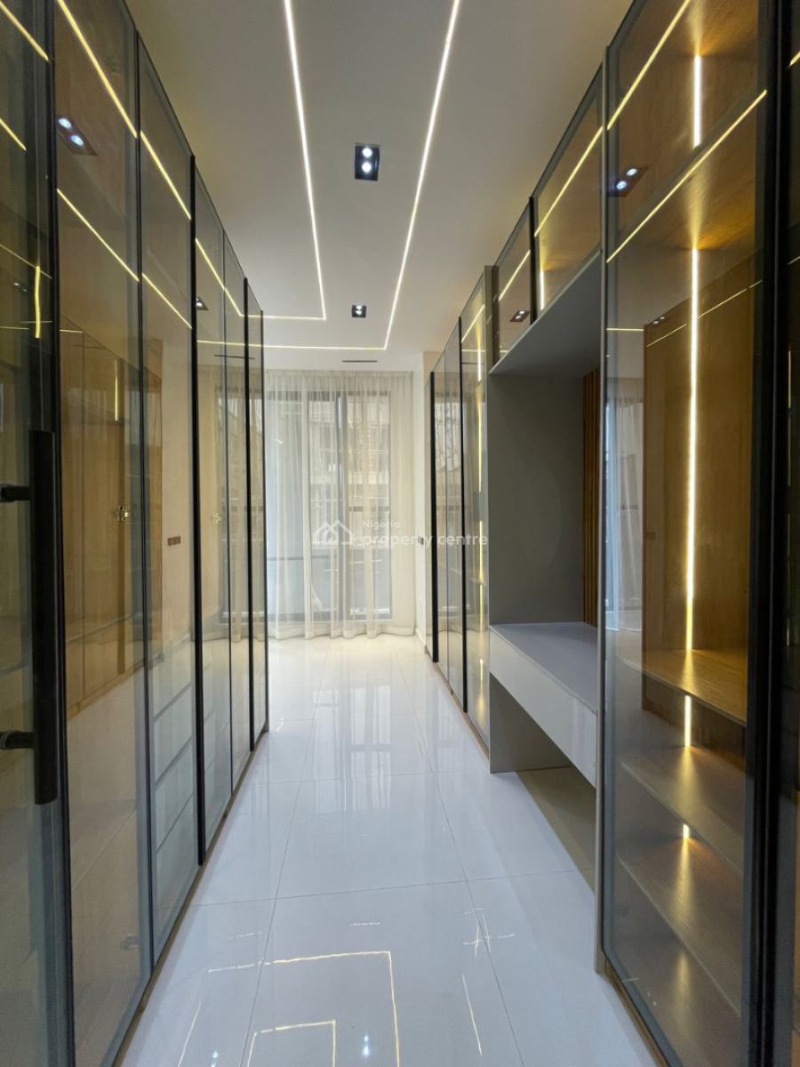 Gorgeous 5 Bedroom Duplex with a Gym, Bq M,and a Pool, Chevron, Lekki, Lagos, House for Sale