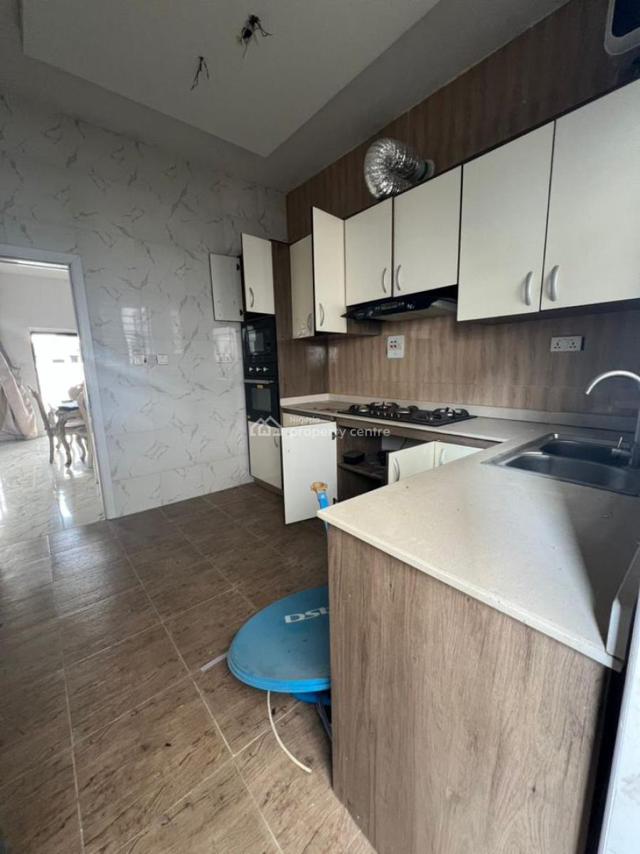 Luxury 1 Bedroom Apartment with Shared Kitchen, Ikota Gra, Lekki, Lagos, Mini Flat (room and Parlour) for Rent