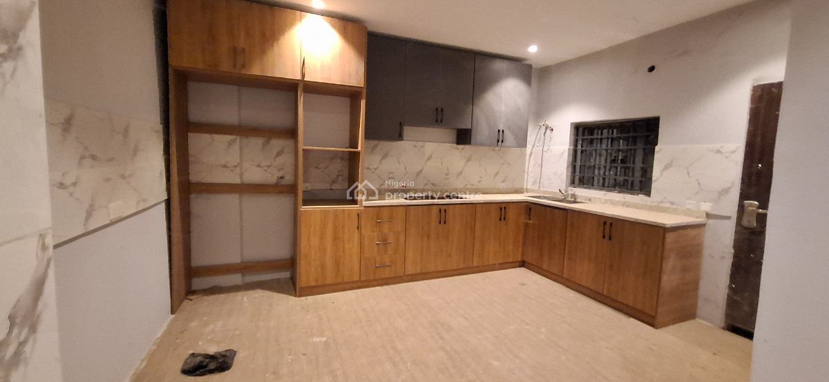 Standard 4 Bedroom Terrace Duplex, Guzape District, Abuja, Terraced Duplex for Rent