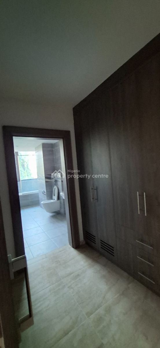 Luxurious Two Bedroom Apartment with Swimming Pool, Wuse 2, Abuja, Flat / Apartment for Sale