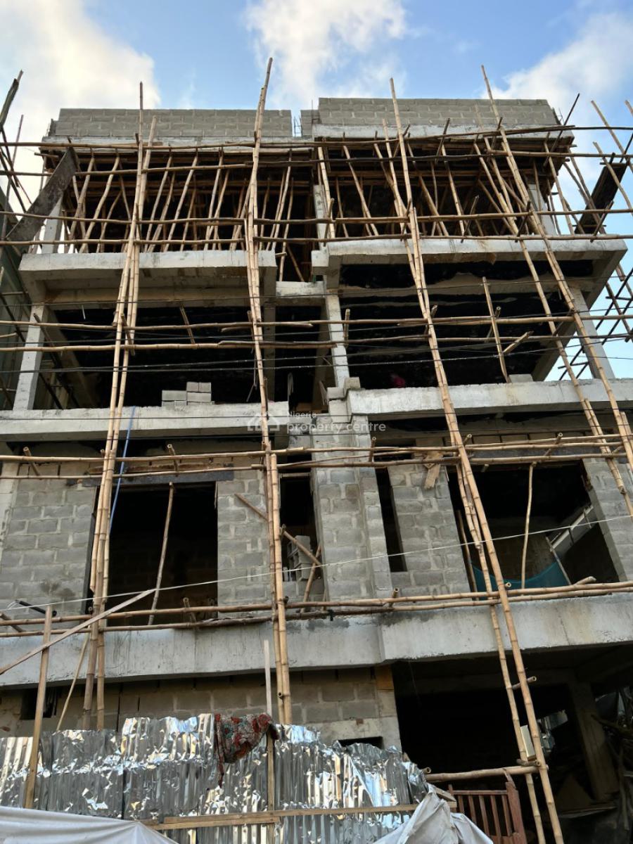 High-income Luxury Studio Apartment with Rooftop Lounge for Short-stay, 2 Mins From The University of Lagos, Akoka, Yaba, Lagos, Mini Flat (room and Parlour) for Sale