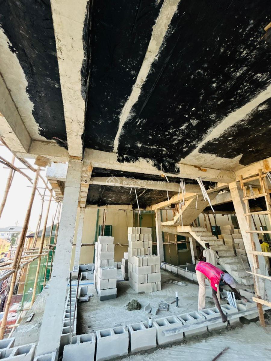 High-income Luxury Studio Apartment with Rooftop Lounge for Short-stay, 2 Mins From The University of Lagos, Akoka, Yaba, Lagos, Mini Flat (room and Parlour) for Sale