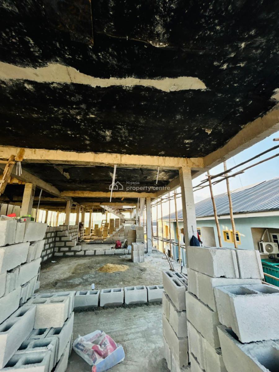 High-income Luxury Studio Apartment with Rooftop Lounge for Short-stay, 2 Mins From The University of Lagos, Akoka, Yaba, Lagos, Mini Flat (room and Parlour) for Sale