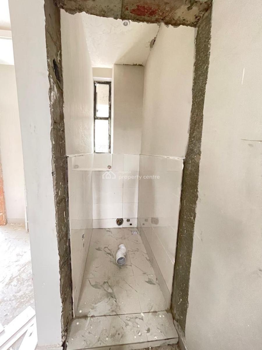 Contemporary 2bedroom Maisonette Home, Lekki Phase 1, Lekki, Lagos, Flat / Apartment for Sale