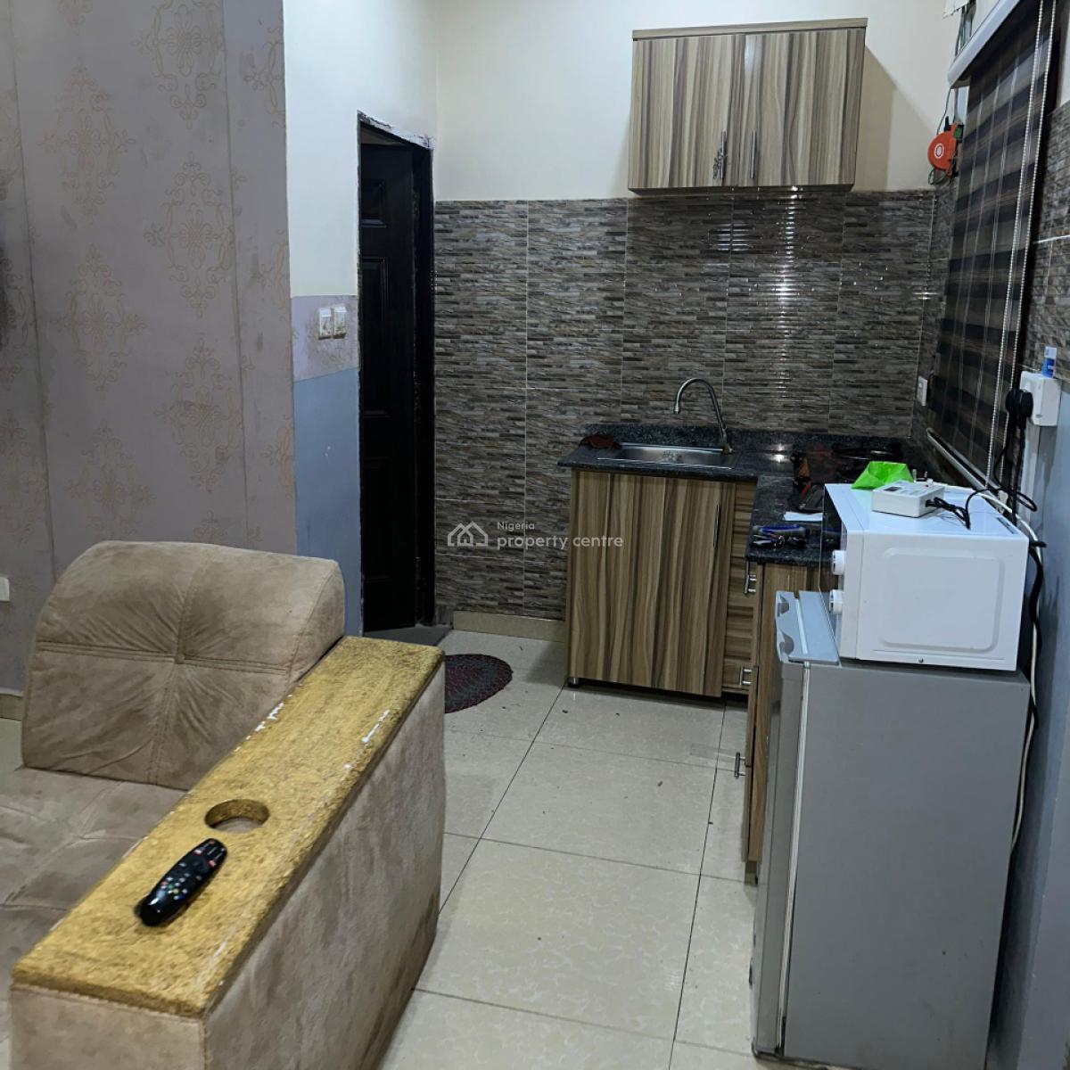 Modestly Furnished Self Contain Apartment, Katampe (main), Katampe, Abuja, Self Contain (single Rooms) for Rent