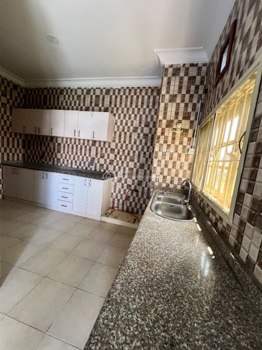 a Standard 3bedroom Flat, Opposite Sky Mall Peninsula Ajah  Lagos, Lekki Phase 2, Lekki, Lagos, Flat / Apartment for Rent