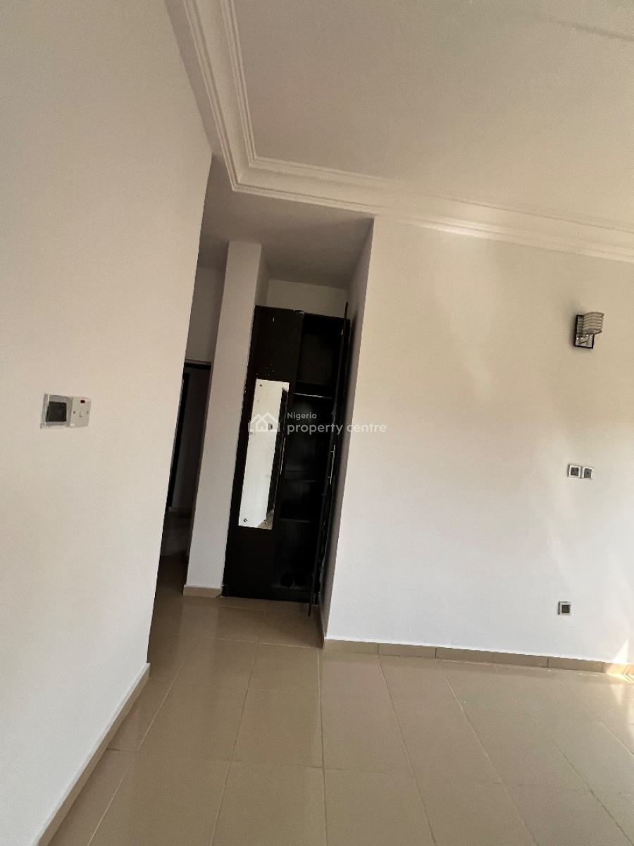a Standard 3bedroom Flat, Opposite Sky Mall Peninsula Ajah  Lagos, Lekki Phase 2, Lekki, Lagos, Flat / Apartment for Rent