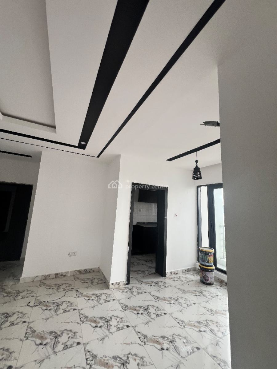 a Well Built 2 Bedroom, By Sunshine Garden Opposite Sky Mall  Ajah, Lekki Phase 2, Lekki, Lagos, Flat / Apartment for Rent