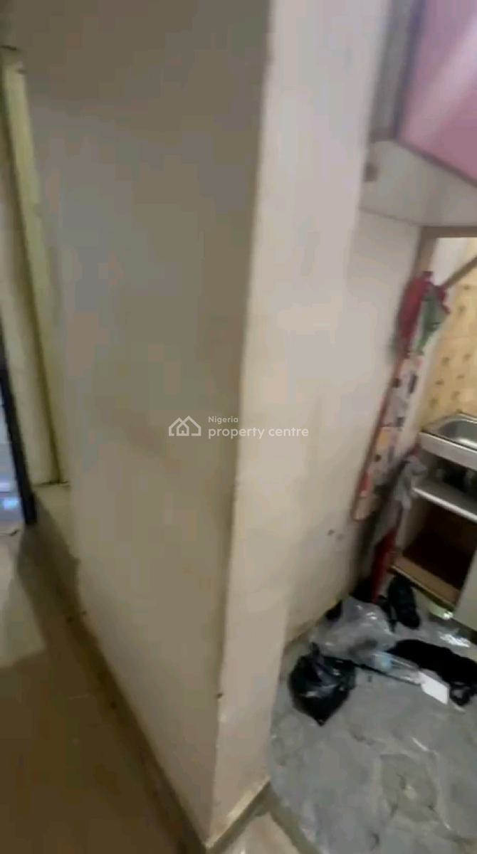 Decent Spacious Mini Flat Ground Floor 1t 1b, Soluyi, Gbagada, Lagos, Mini Flat (room and Parlour) for Rent