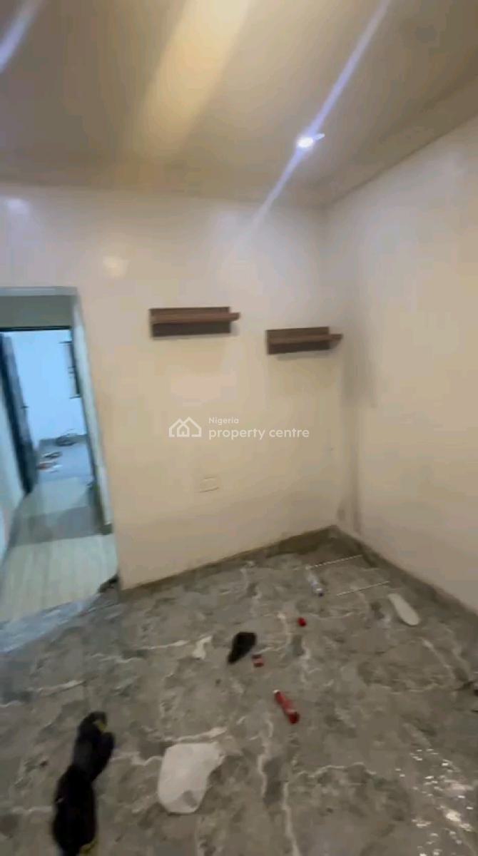 Decent Spacious Mini Flat Ground Floor 1t 1b, Soluyi, Gbagada, Lagos, Mini Flat (room and Parlour) for Rent