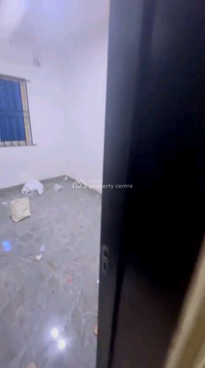 Decent Spacious Mini Flat Ground Floor 1t 1b, Soluyi, Gbagada, Lagos, Mini Flat (room and Parlour) for Rent