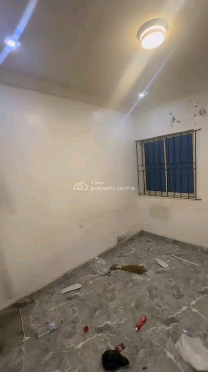 Decent Spacious Mini Flat Ground Floor, Soluyi, Gbagada, Lagos, Mini Flat (room and Parlour) for Rent