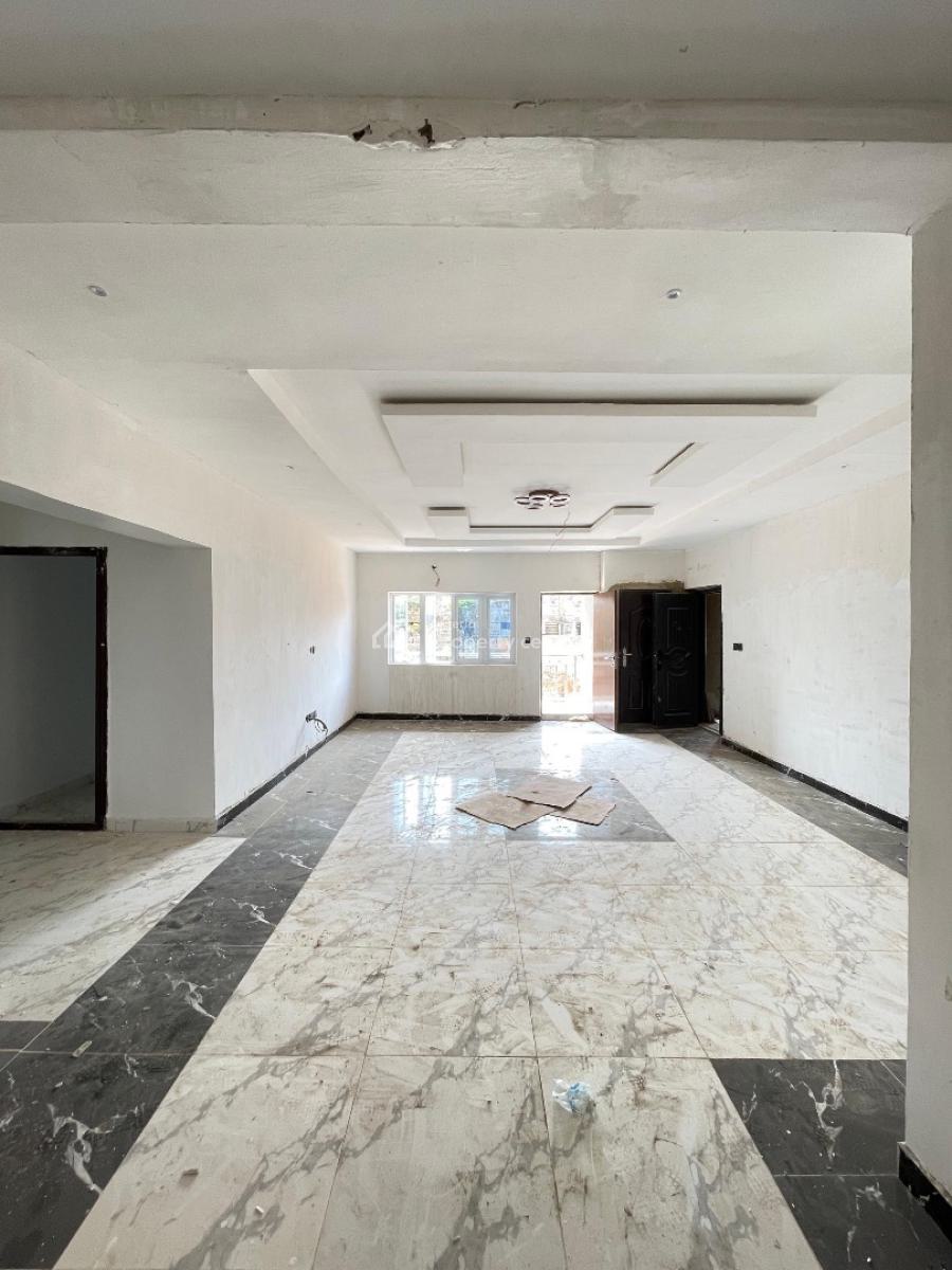 Contemporary 3 Bedroom Apartment in a Nice and Serene Environment, Yaba, Lagos, Flat / Apartment for Sale