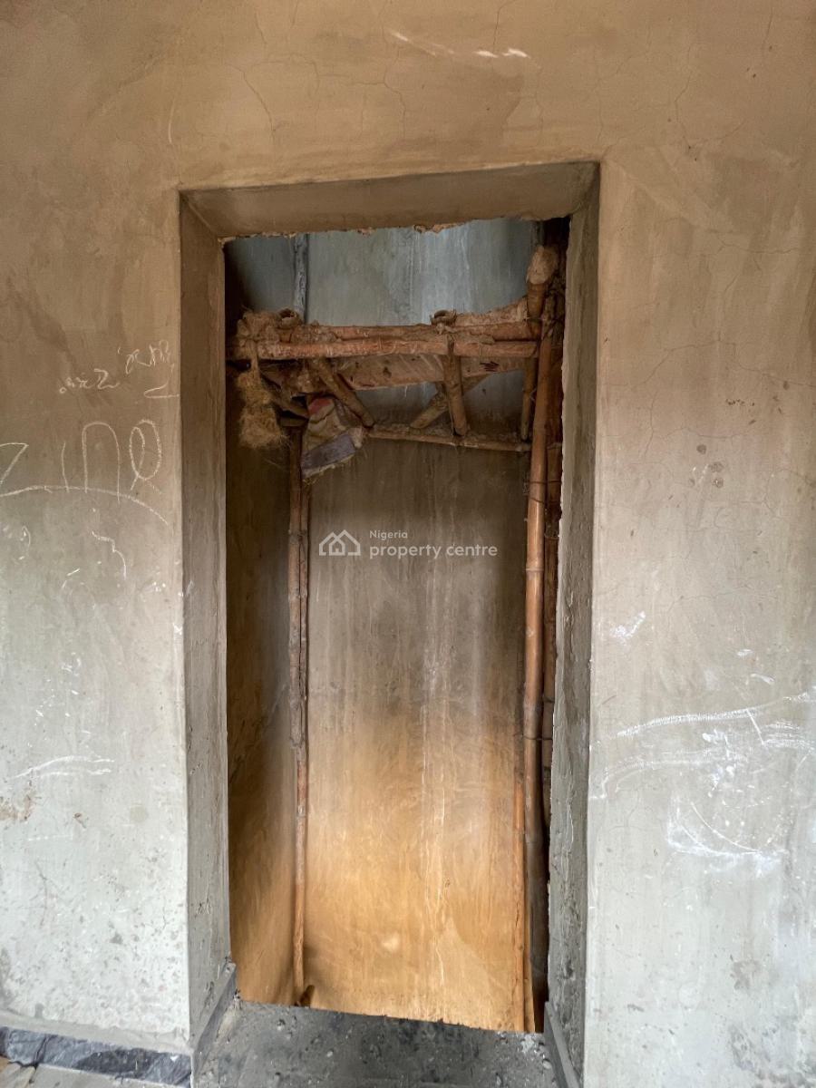 Contemporary 3 Bedroom Apartment in a Nice and Serene Environment, Yaba, Lagos, Flat / Apartment for Sale