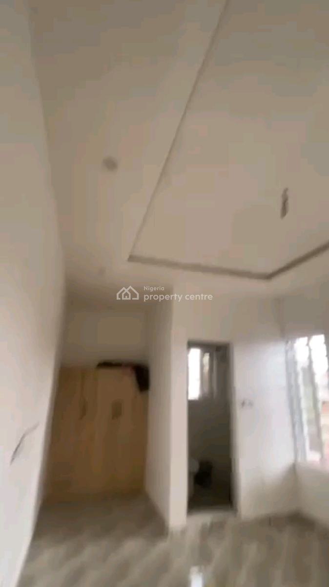 Newly Built N Nearly Finished 2 Bedroom Up, Off Yetunde Brown, Ifako, Gbagada, Lagos, Flat / Apartment for Rent