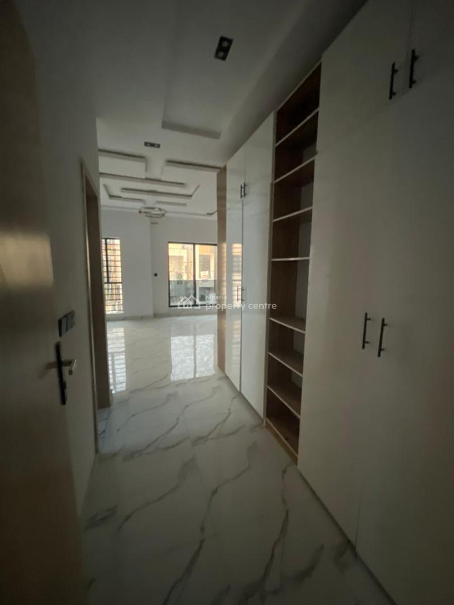 Luxurious 4 Bedroom  Semi-detached with Bq in a Secure Estate, Ajah, Lekki, Lagos, Semi-detached Duplex for Sale