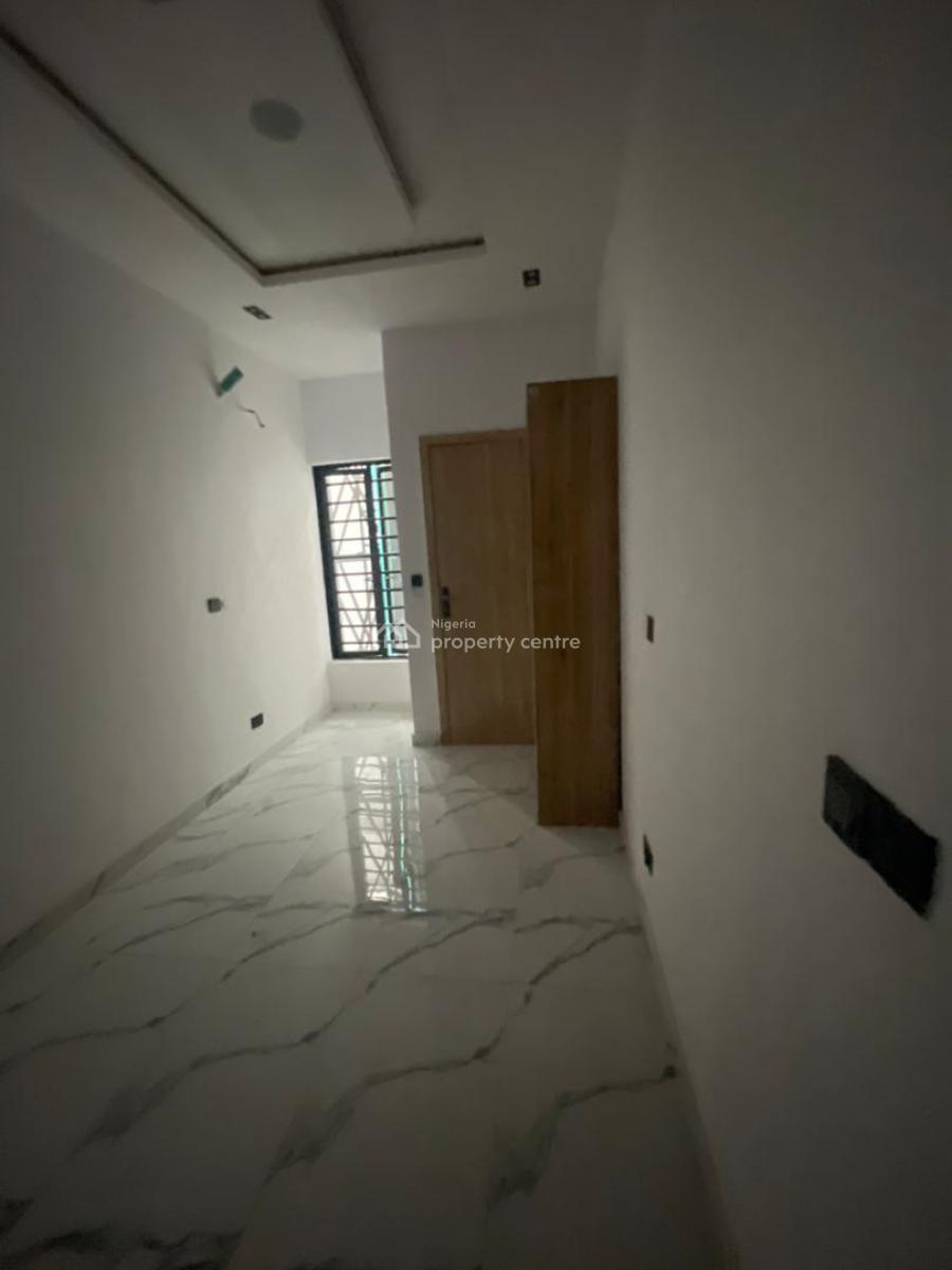 Luxurious 4 Bedroom  Semi-detached with Bq in a Secure Estate, Ajah, Lekki, Lagos, Semi-detached Duplex for Sale