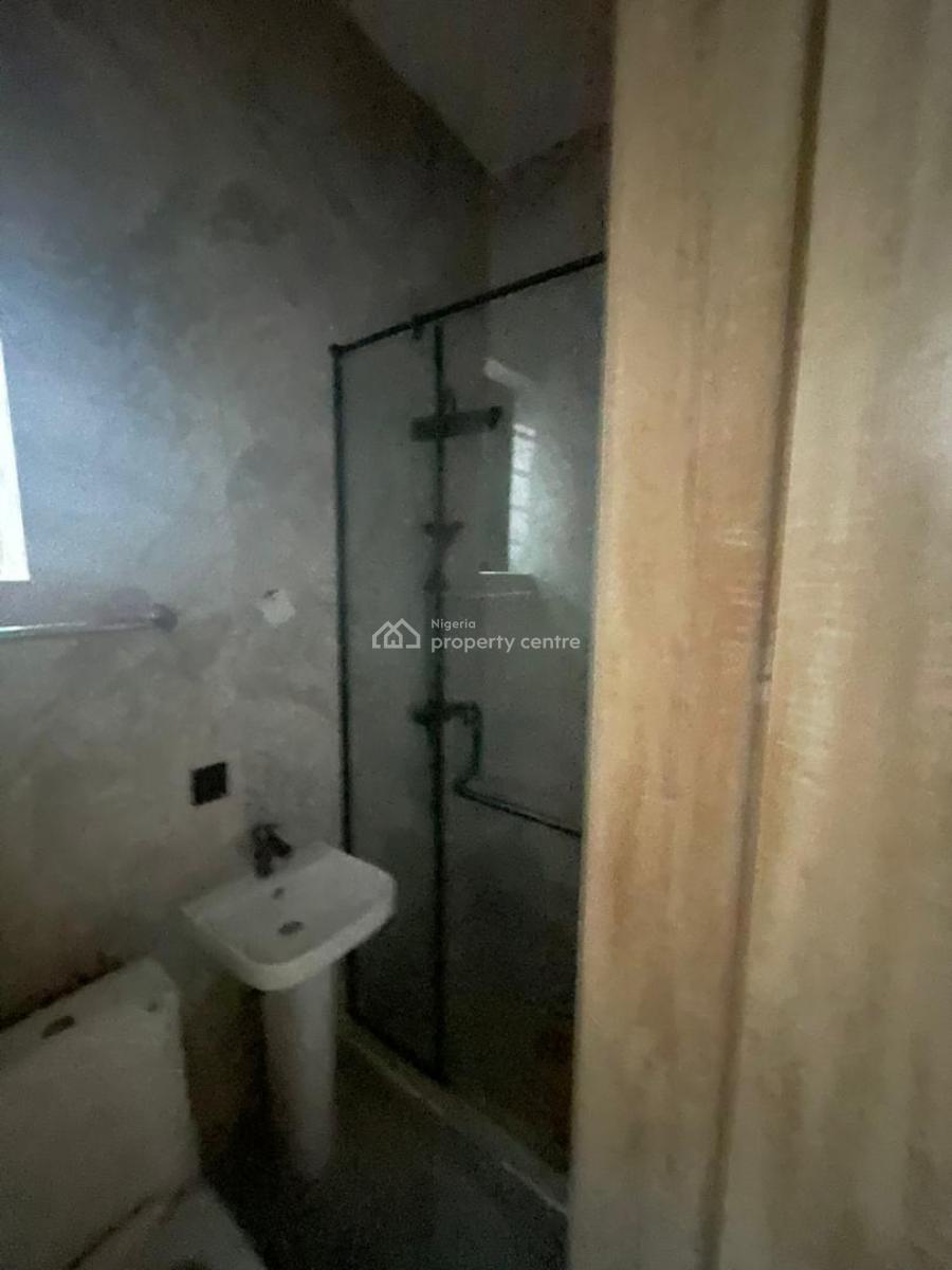 Luxurious 4 Bedroom  Semi-detached with Bq in a Secure Estate, Ajah, Lekki, Lagos, Semi-detached Duplex for Sale