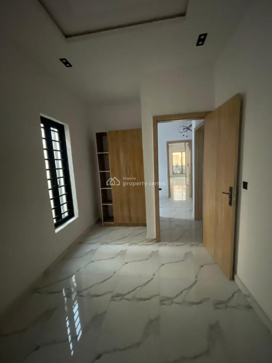 Luxurious 4 Bedroom  Semi-detached with Bq in a Secure Estate, Ajah, Lekki, Lagos, Semi-detached Duplex for Sale