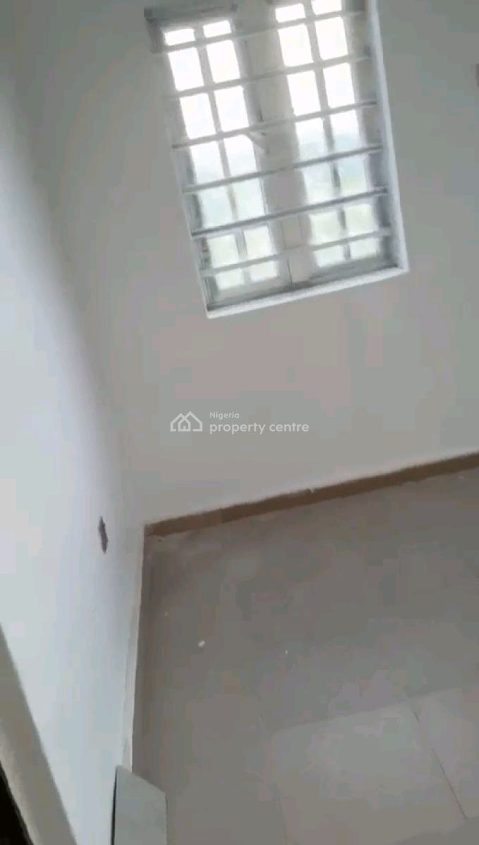 an Executive Standard Very Decent and Spacious Newly Built 2bedroom Fl, Oloruntoyin Street, Oworonshoki, Shomolu, Lagos, Flat / Apartment for Rent