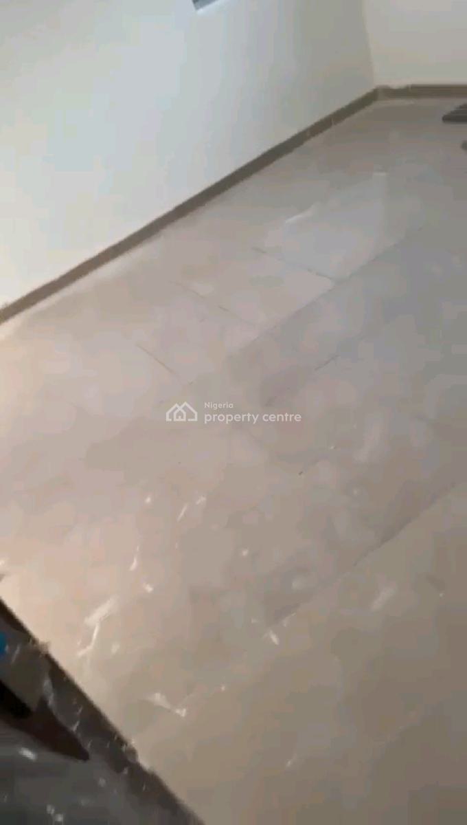 an Executive Standard Very Decent and Spacious Newly Built 2bedroom Fl, Oloruntoyin Street, Oworonshoki, Shomolu, Lagos, Flat / Apartment for Rent