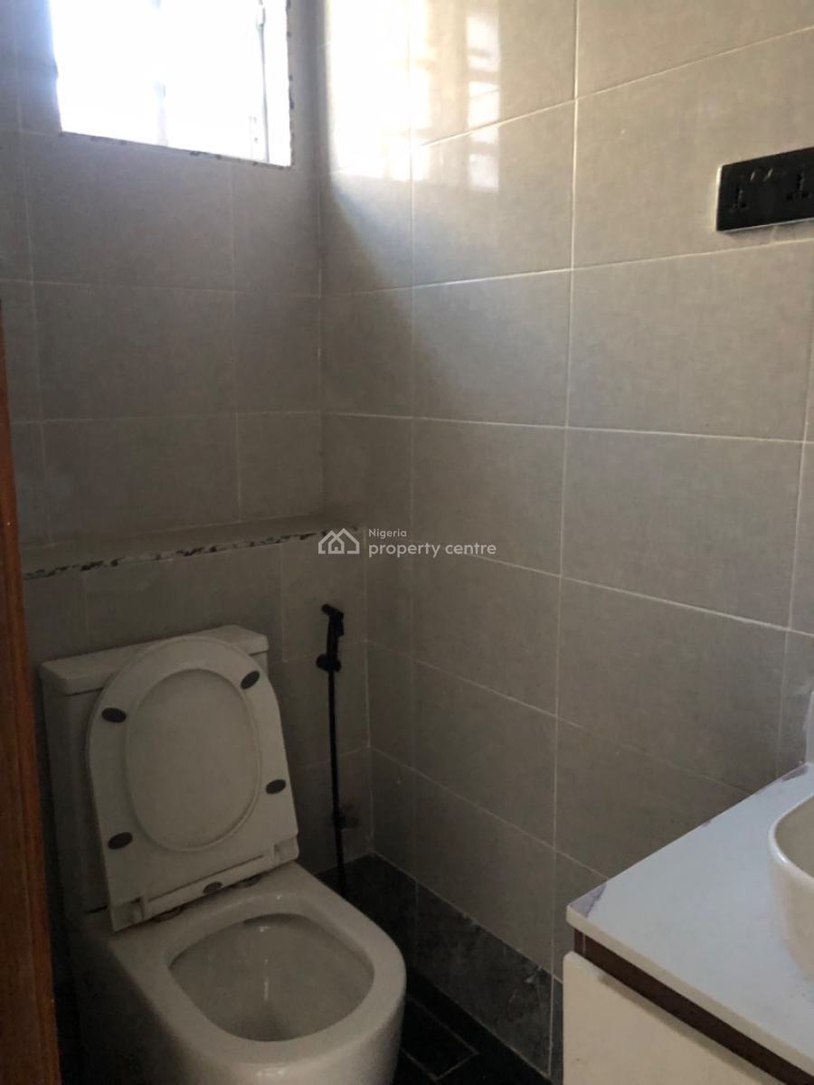 Luxury 2 Bedroom Apartment, Ologolo, Ologolo, Lekki, Lagos, Flat / Apartment for Rent