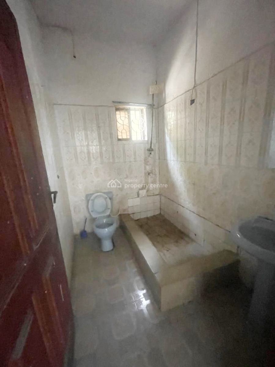 Well Maintained Mini Flat Apartment in an Estate, Isheri, Magodo, Lagos, Mini Flat (room and Parlour) for Rent