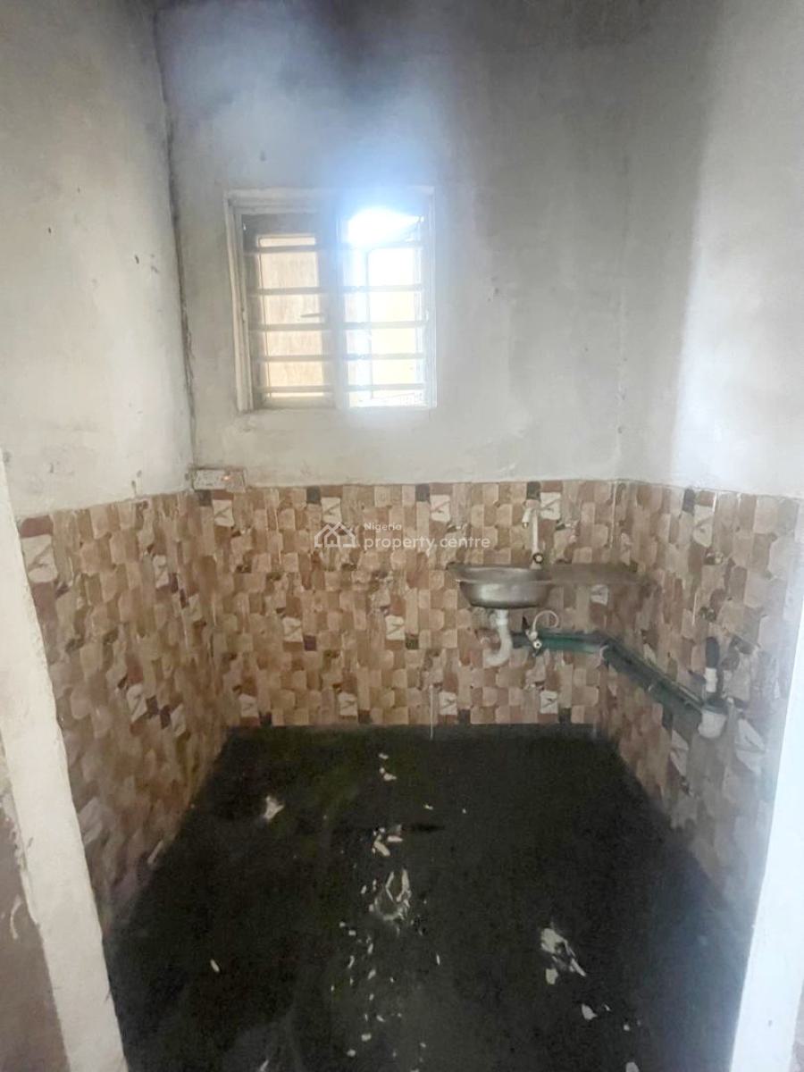 Well Maintained Mini Flat Apartment in an Estate, Isheri, Magodo, Lagos, Mini Flat (room and Parlour) for Rent