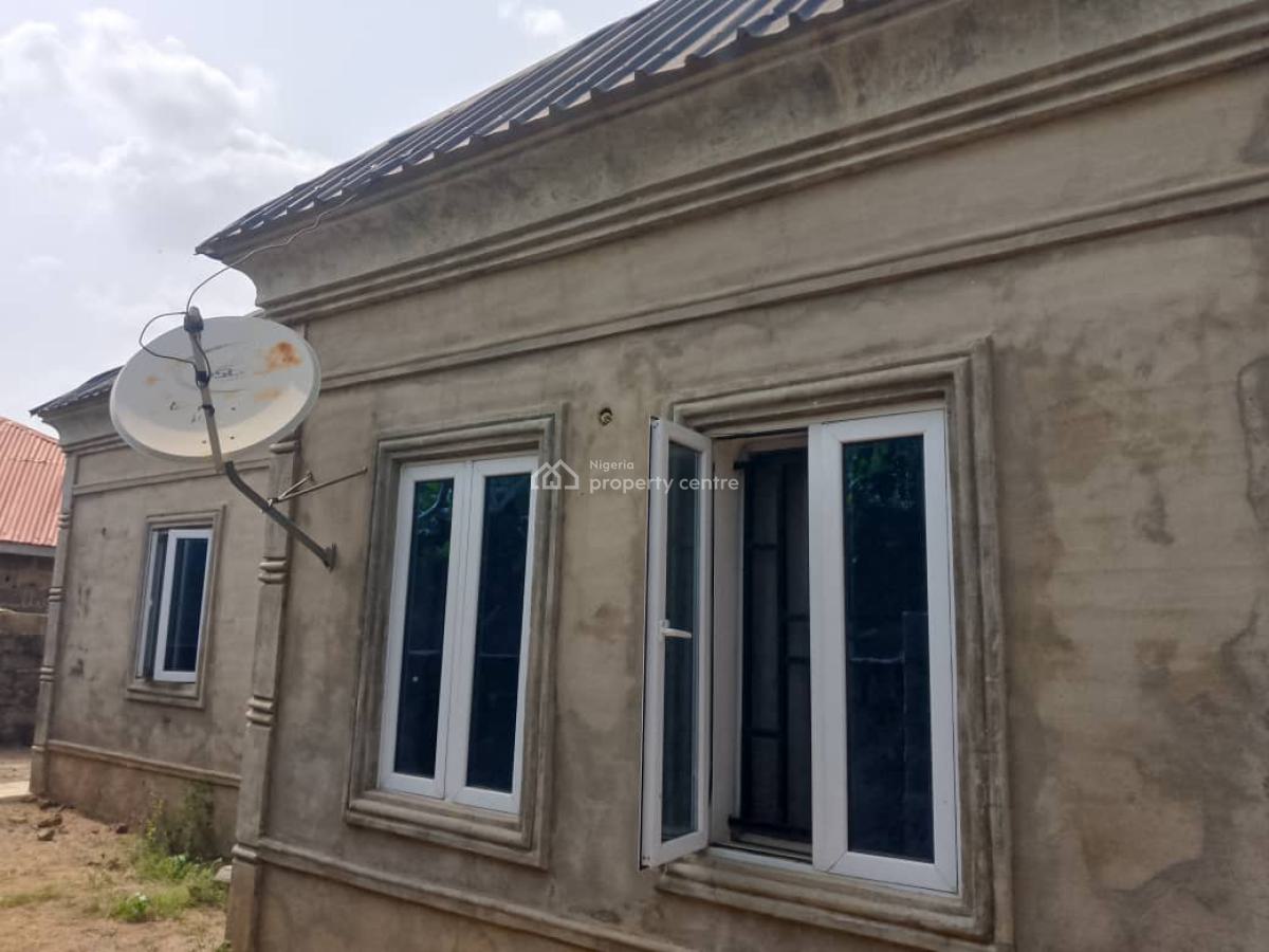 3 Bedroom Bungalow, Ayekale Osogbo, Osogbo, Osun, Detached Bungalow for Sale
