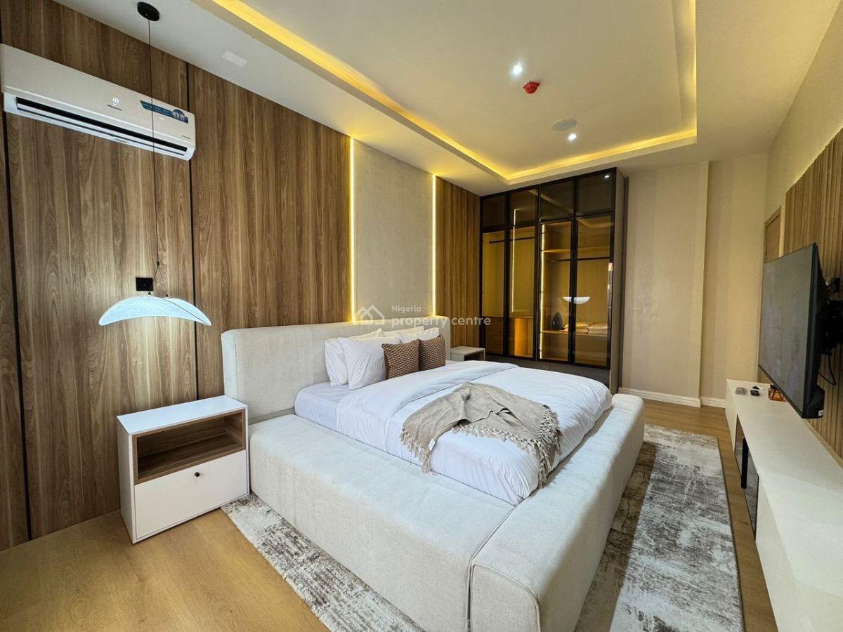 Cozy3  Bedroom Apartment with Top Notch Amenities Available., Lekki Phase 1, Lekki, Lagos, Flat / Apartment Short Let