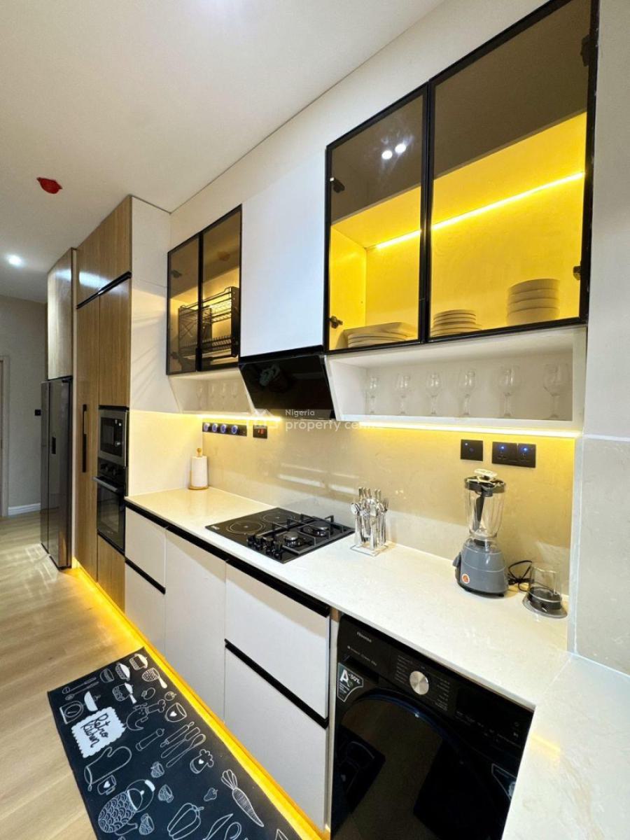 Cozy3  Bedroom Apartment with Top Notch Amenities Available., Lekki Phase 1, Lekki, Lagos, Flat / Apartment Short Let