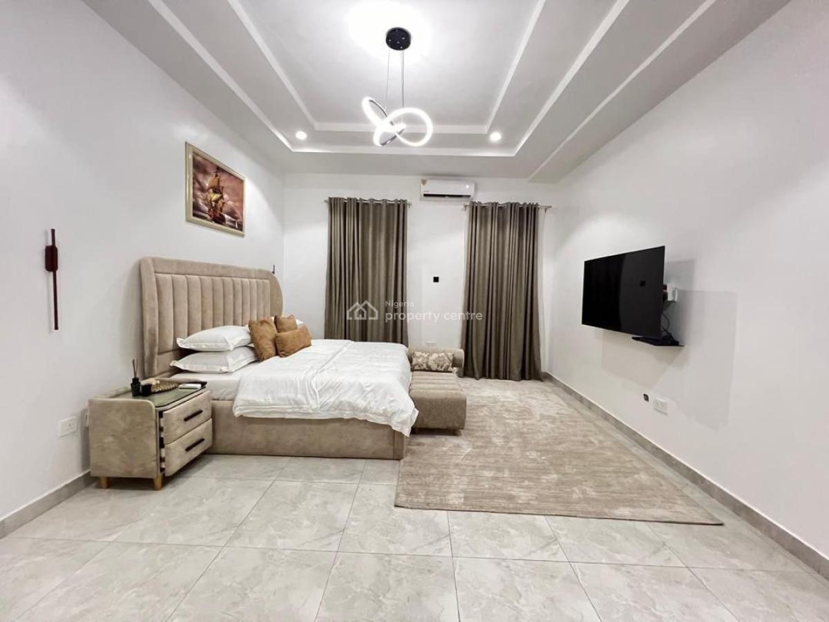 Book This Beautiful  Luxurious  3 Bedroom Semi Detached Compound., Lekki Phase 1, Lekki, Lagos, Flat / Apartment Short Let