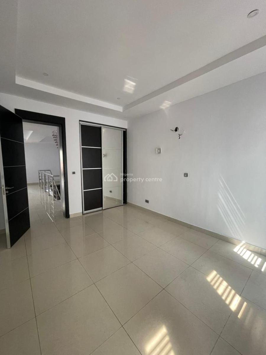 Stylishly Fully Serviced 5 Bedroom Semi-detached Duplex, Osapa, Lekki, Lagos, Semi-detached Duplex for Sale