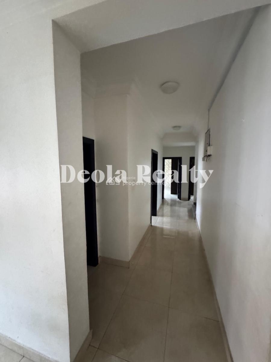 an Executive 4 Bedroom Maisonette with Rooftop Terrace, U3 Estate, Lekki Right Right Side, Oniru, Victoria Island (vi), Lagos, Flat / Apartment for Rent