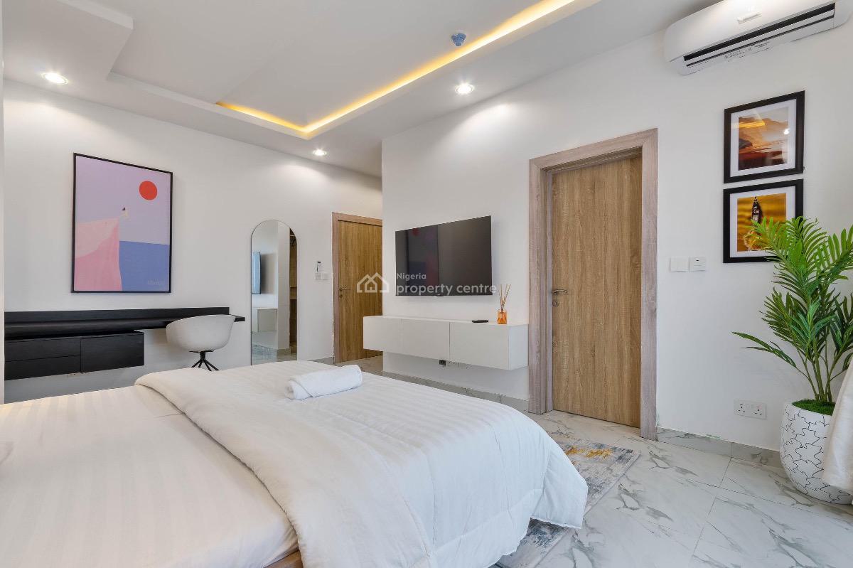 2 Bedroom Apartment with Ps5 and Other Top Notch Amenities Available F, Old Ikoyi, Ikoyi, Lagos, Flat / Apartment Short Let